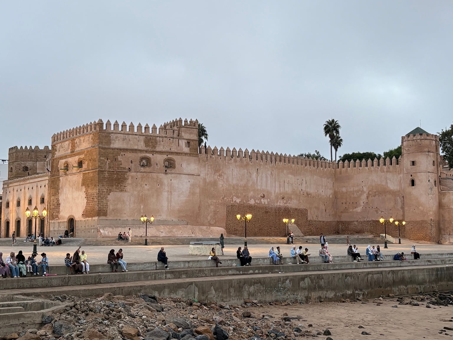 Hradby Kasbah des Oudayas u řeky Bou Regreg